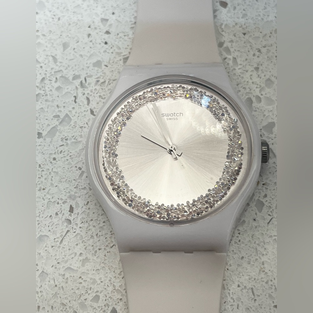 Swatch Watch SUOW35 White Crystal Bezel Swiss made Sunburst Dial | New battery